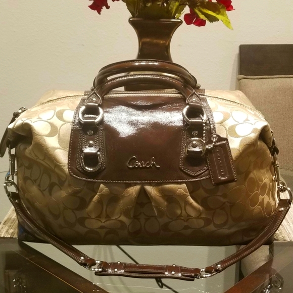Coach Ashley large signature satchel. Khaki with mahogany. - Picture 1 of 5